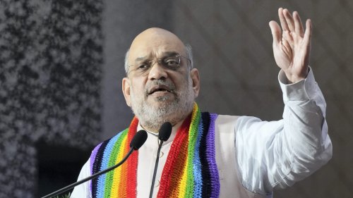 "Fell At Sharad Pawar's Feet To...": Amit Shah Hit Outs At Uddhav Thackeray