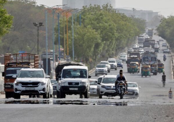 India Forecasts Heatwaves After Hottest February Since 1901